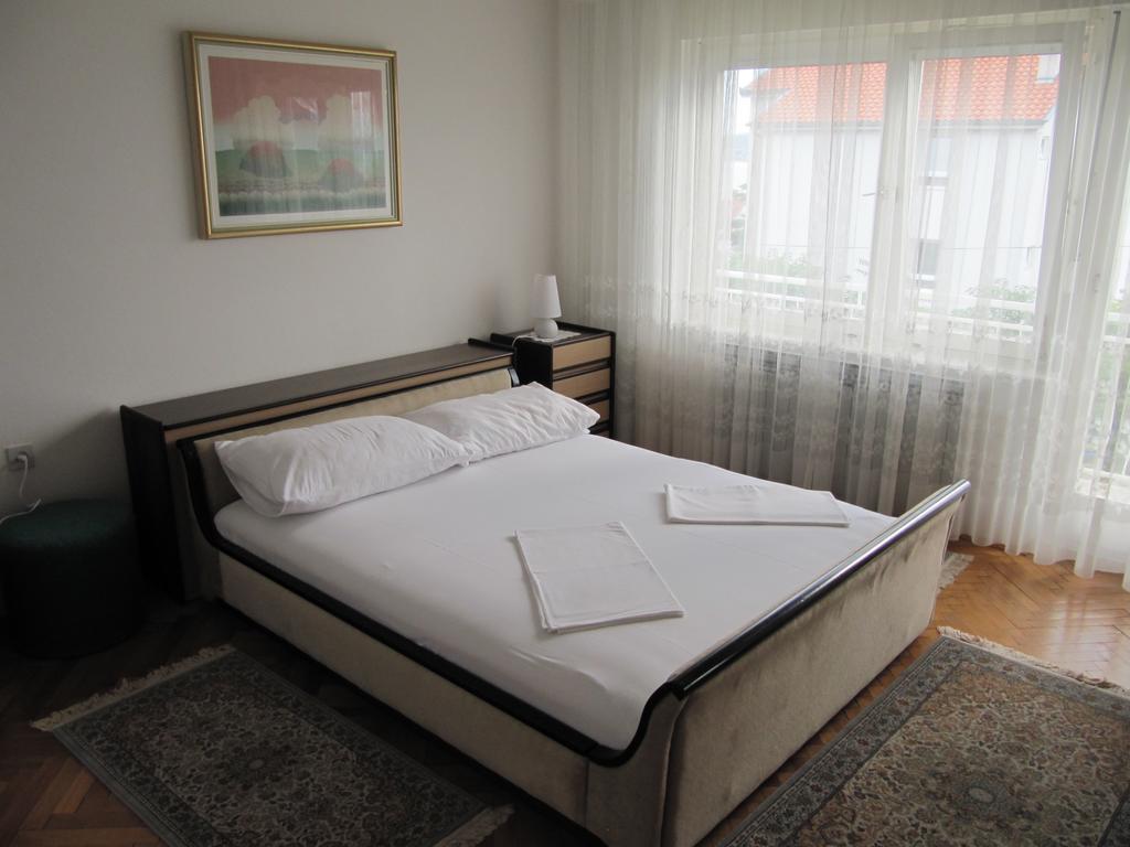 Apartment Maja Цриквеница Экстерьер фото